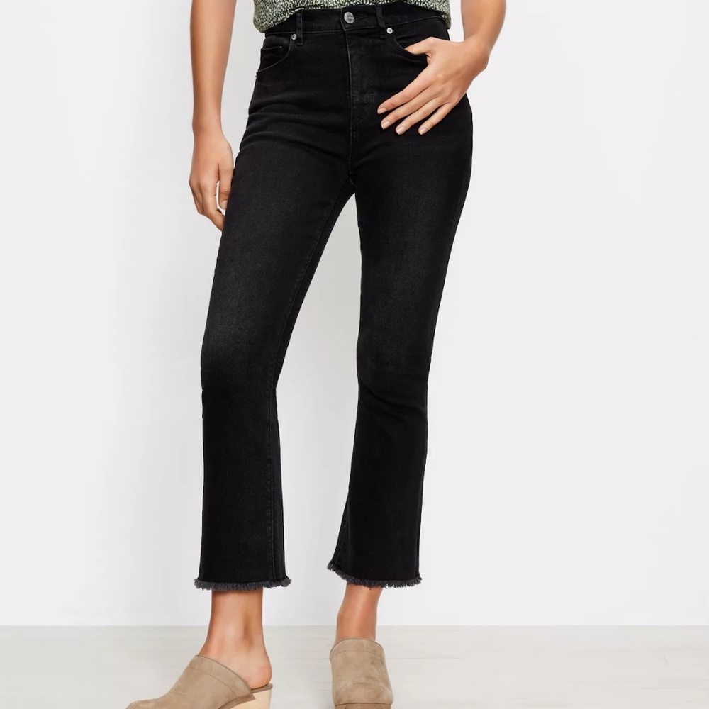 LOFT Frayed High Rise Kick Crop Jeans In Washed Black